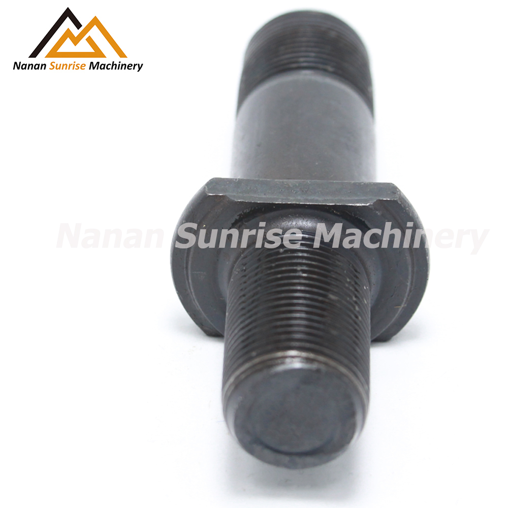 Isuzu TXD wheel bolt (5).jpg